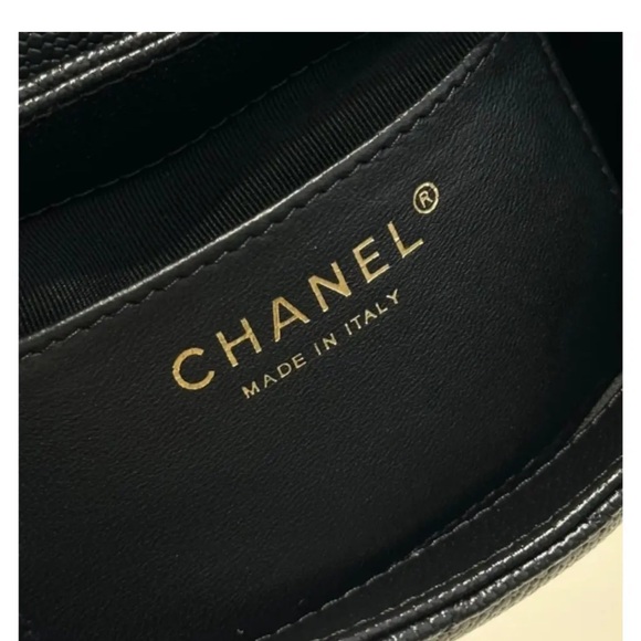 CHANEL Black Quilted Crossbody Bag - Picture 14 of 15